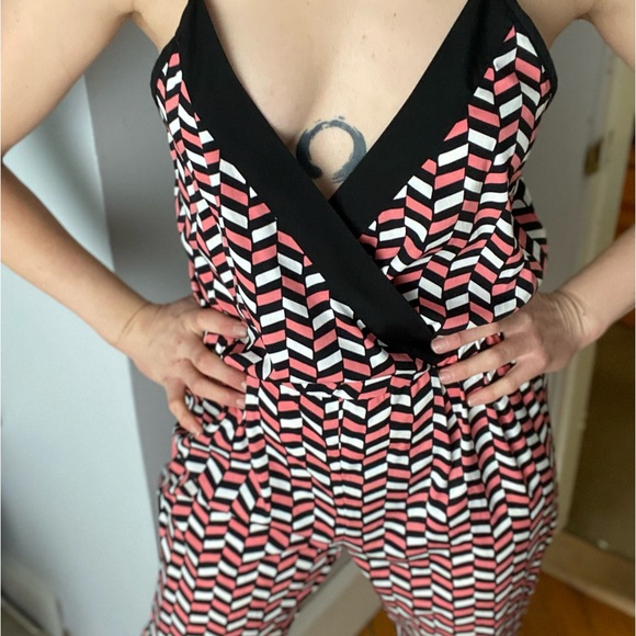 Very Cute Pink White and Black jumpsuit - Picture 1 of 9